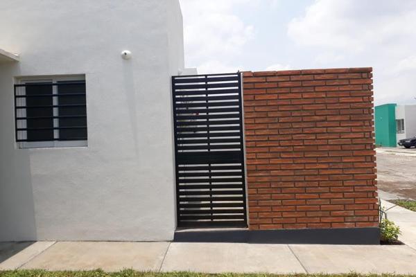 Foto de inmueble en  , Col. La Capacha C.P. 28613, Colima