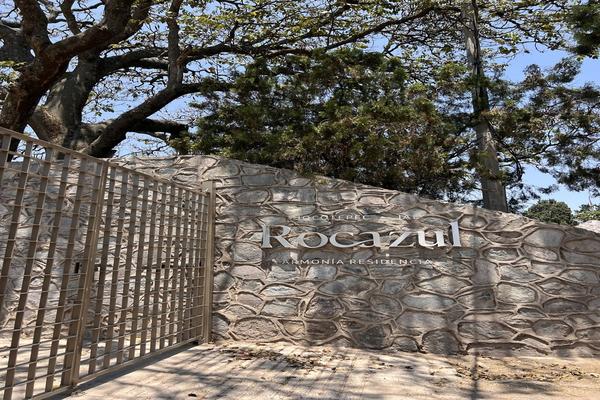 Foto de inmueble en La Carpa, Col. Jocotepec Centro C.P. 45800, Jocotepec