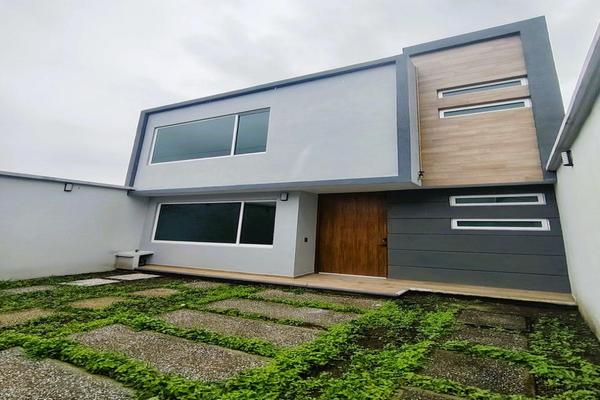 Foto de inmueble en  , Col. La Concepción C.P. 52105, San Mateo Atenco