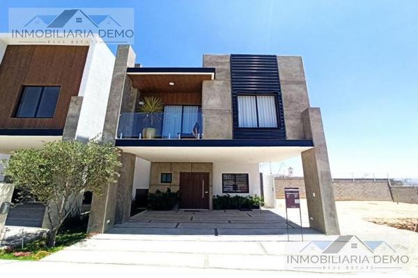 Foto de inmueble en  , Col. La Finca C.P. 64000, Monterrey