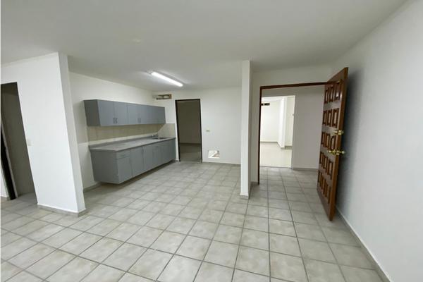 Foto de inmueble en Antonio Gaona 2000, La Florida, Monterrey, Nuevo Leon, Col. Cerro de la Silla C.P. 64810, Monterrey