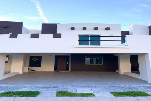 Foto de inmueble en  , Col. La Joya C.P. 82124, Mazatlán