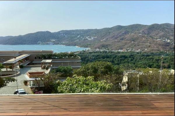 Foto de inmueble en La JoyaAcapulco de JuárezGro.Mexico, Col. Loma Hermosa C.P. 39660, Acapulco de Juárez