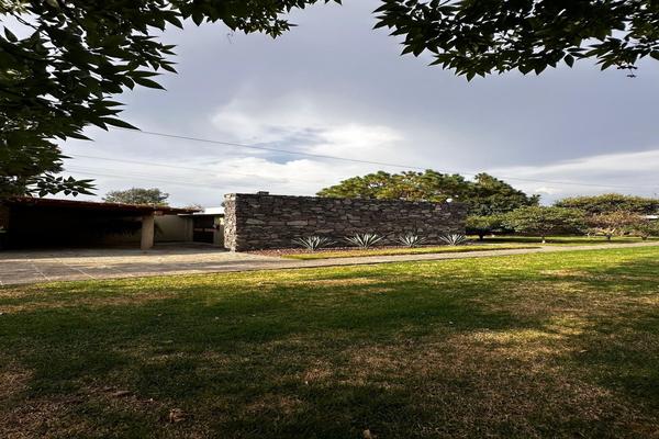 Foto de inmueble en LA MOJONERA, Col. Hacienda San Joaquín C.P. 45180, Zapopan