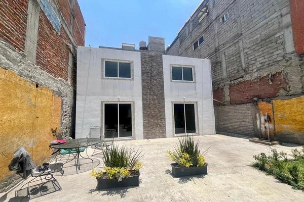 Foto de inmueble en  , Col. La Nopalera C.P. 13220, Tláhuac