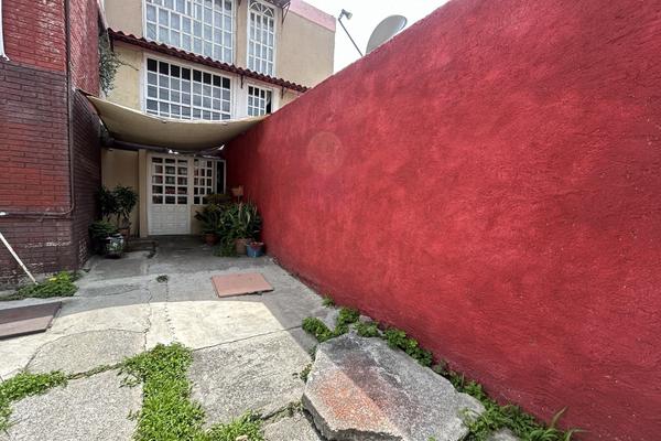 Foto de inmueble en  , Col. La Pradera C.P. 55050, Ecatepec de Morelos
