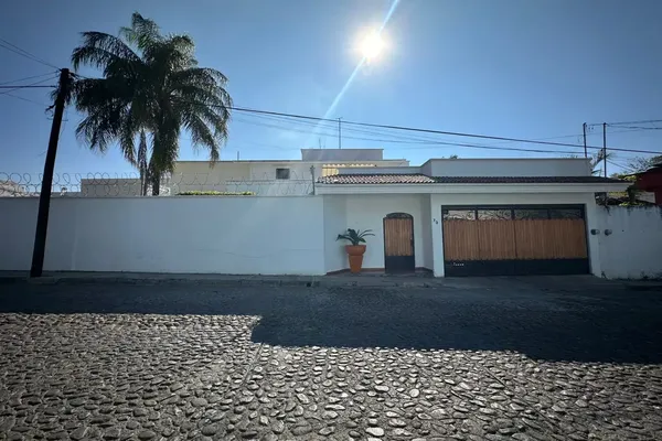 Foto de inmueble en La trinidad #1234, Col. La Trinidad C.P. 28450, Comala