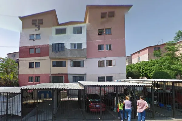 Foto de inmueble en La Unidad Morelos #-, Col. Morelos C.P. 62389, Cuernavaca