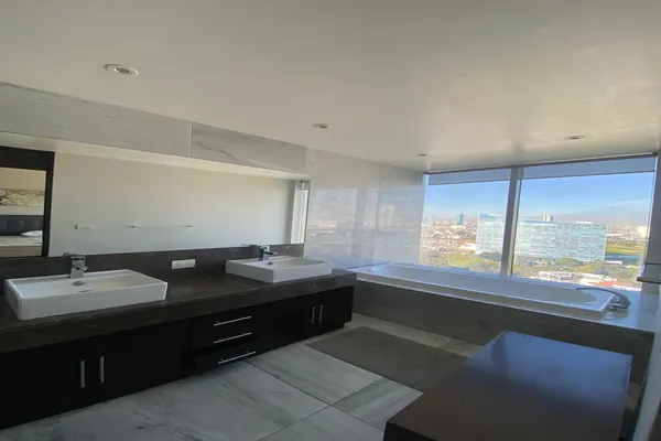 Foto de inmueble en La Vista Tower, Col. La Vista Contry Club C.P. 72830, San Andrés Cholula