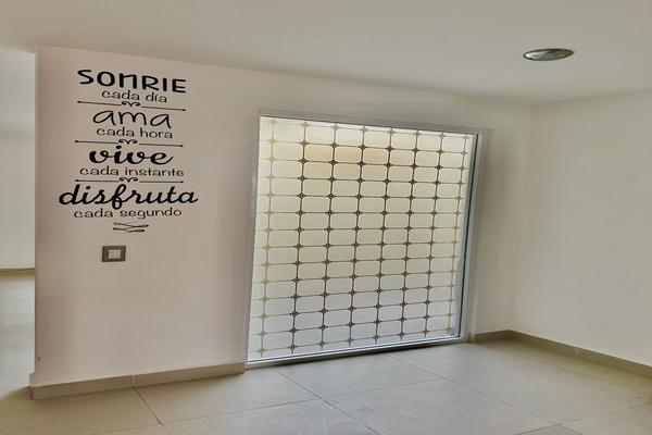 Foto de inmueble en , Col. Lago de Guadalupe C.P. 54760, Cuautitlán Izcalli