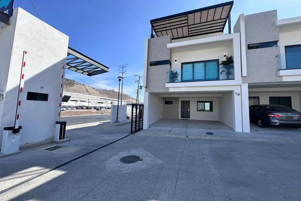 Foto de inmueble en  , Col. Lago Sur C.P. 22217, Tijuana