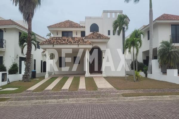 Foto de inmueble en Laguna de Champayan Ote, Col. Residencial Lagunas de Miralta C.P. 89605, Altamira