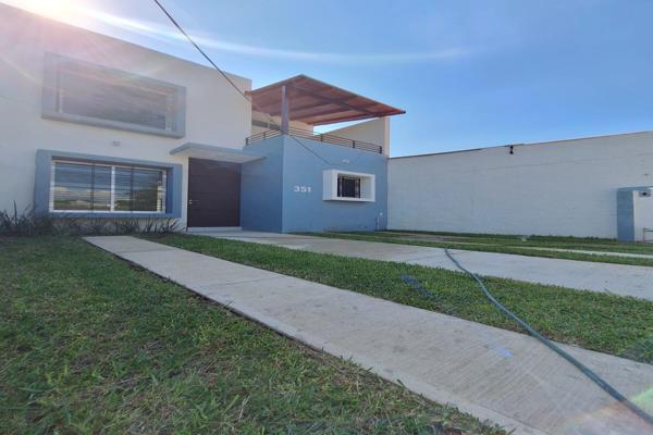 Foto de inmueble en Laguna de Juluapan #351, Col. Carlos de La Madrid C.P. 28979, Villa de Álvarez