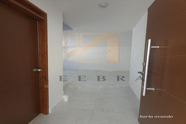 Foto de inmueble en 2a. Avenida 103, Laguna de La Puerta, 89310 Tampico, Tamps., Col. Laguna de La Puerta (Ampliación) C.P. 89310 , Tampico