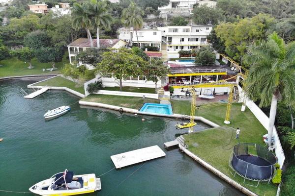 Foto de inmueble en laguna de tres palos, Col. Tequesquitengo C.P. 62915, Jojutla