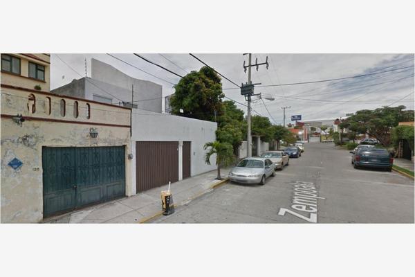 Foto de inmueble en LAGUNAS DE ZEMPOALA #0, Col. Condominios Cuauhnahuac C.P. 62430, Cuernavaca