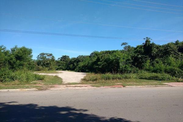 Foto de inmueble en  , Col. Lagunitas C.P. 77029, Othón P. Blanco