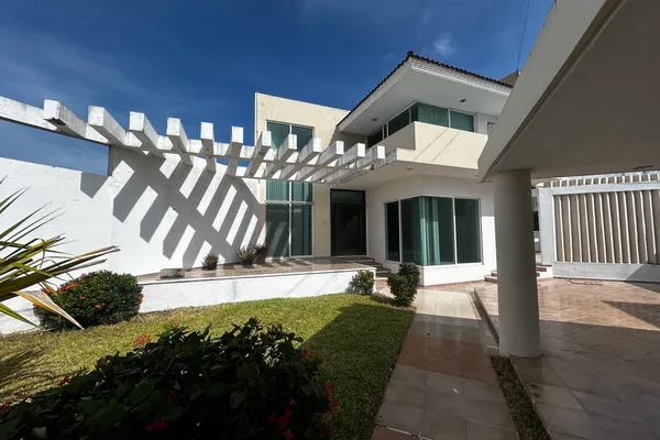 Foto de inmueble en lajas #678, Col. Costa de Oro C.P. 94299, Boca del Río