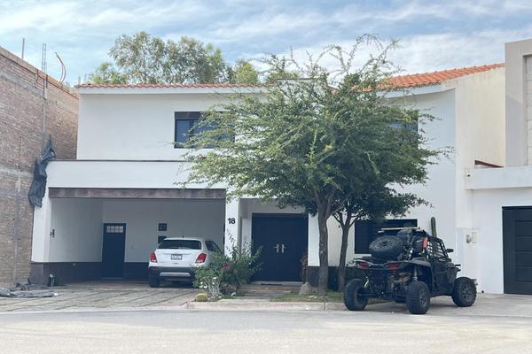 Foto de inmueble en , Col. Las Acacias C.P. 27108, Torreón
