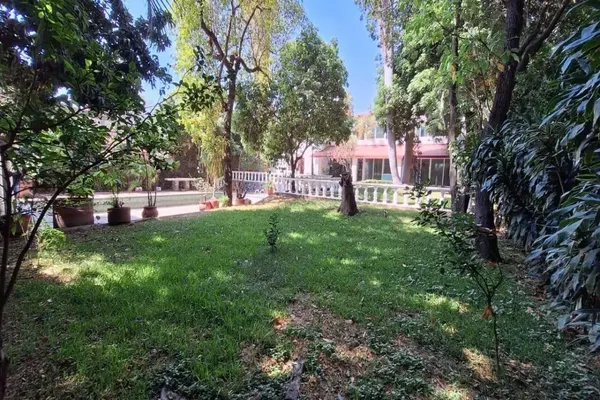 Foto de inmueble en  , Col. Las Águilas C.P. 62470, Cuernavaca