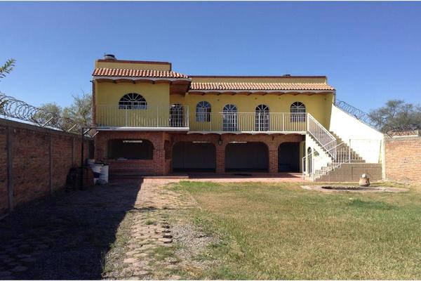 Foto de inmueble en las azucenas #3440, Col. La Azucena C.P. 45680, El Salto