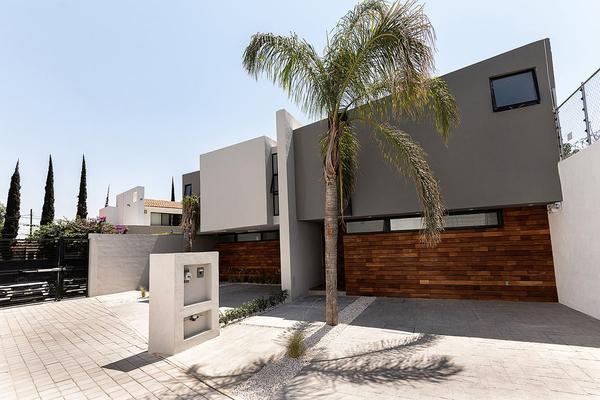 Foto de inmueble en , Col. Las Brujas C.P. 76160, Querétaro
