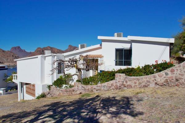 Foto de inmueble en Las Cabrillas #538, Col. Caracol Península C.P. 85506, Guaymas