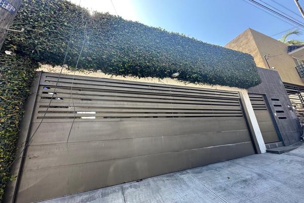 Foto de inmueble en  , Col. Las Cumbres 1 Sector C.P. 64610, Monterrey