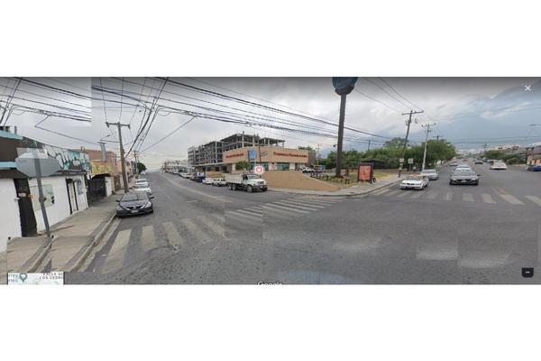 Foto de inmueble en Av Las Palmas # 5500, Col. Las Cumbres 1 Sector C.P. 64610, Monterrey