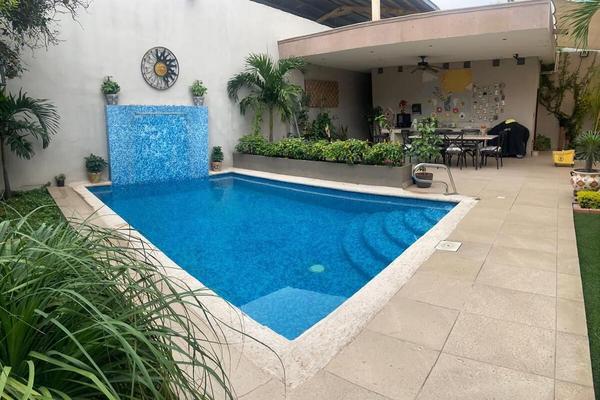 Foto de inmueble en  , Col. Las Cumbres 2 Sector C.P. 64610, Monterrey