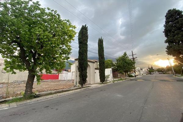 Foto de inmueble en  , Col. Las Cumbres 3 Sector C.P. 64610, Monterrey