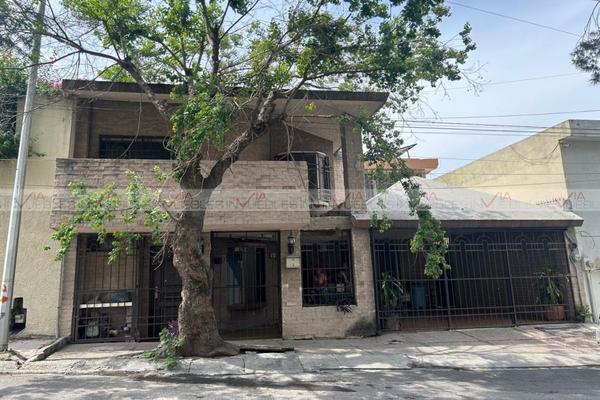 Foto de inmueble en Las Cumbres, Col. Las Cumbres 1 Sector C.P. 64610, Monterrey
