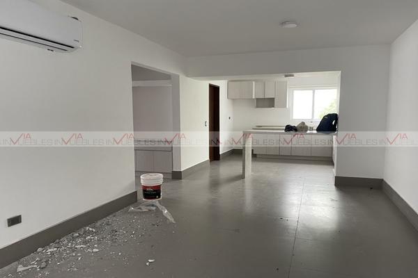 Foto de inmueble en Las Cumbres, Col. Las Cumbres 1 Sector C.P. 64610, Monterrey