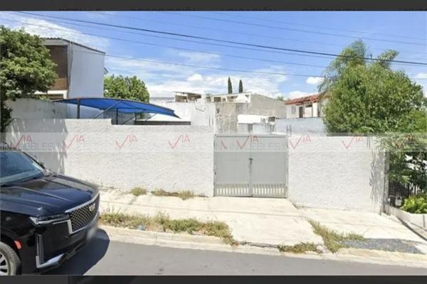 Foto de inmueble en Las Cumbres, Col. Las Cumbres 1 Sector C.P. 64610, Monterrey