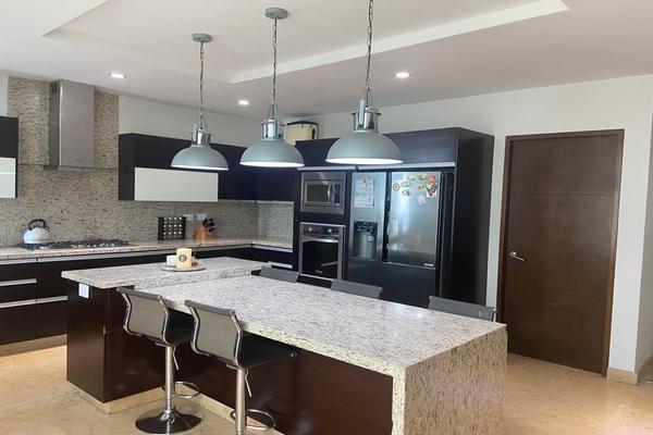 Foto de inmueble en  , Col. Las Cumbres C.P. 64619, Monterrey