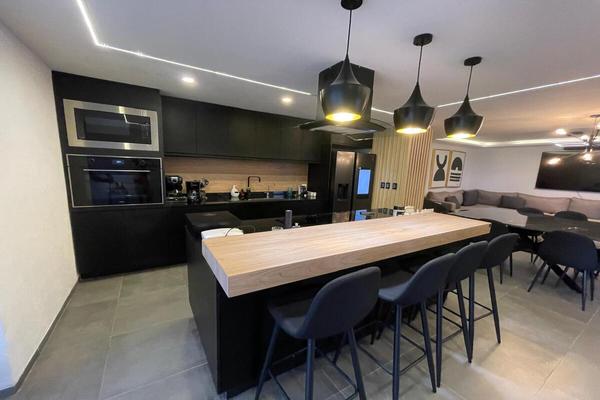 Foto de inmueble en  , Col. Las Hadas C.P. 28867, Manzanillo