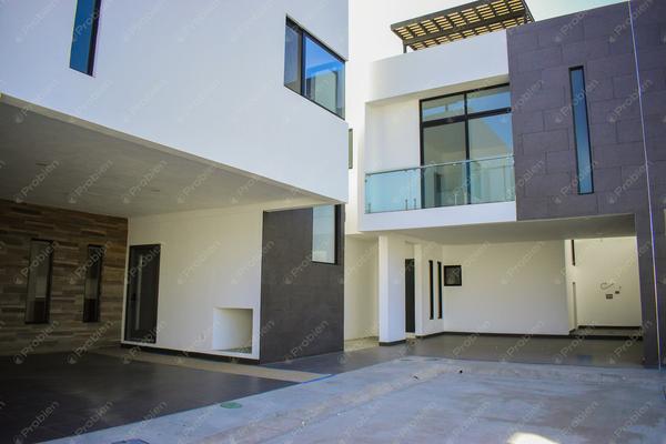 Foto de inmueble en Las huertas, Col. La Mesa C.P. 22105, Tijuana