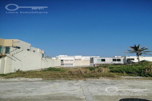 Foto de inmueble en  , Col. Las Palmas C.P. 96559, Coatzacoalcos