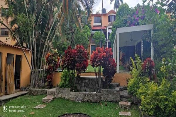 Foto de inmueble en Jalisco #s/n, Col. Las Palmas C.P. 62050, Cuernavaca