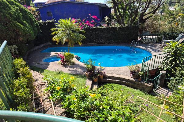 Foto de inmueble en  , Col. Las Palmas C.P. 62050, Cuernavaca