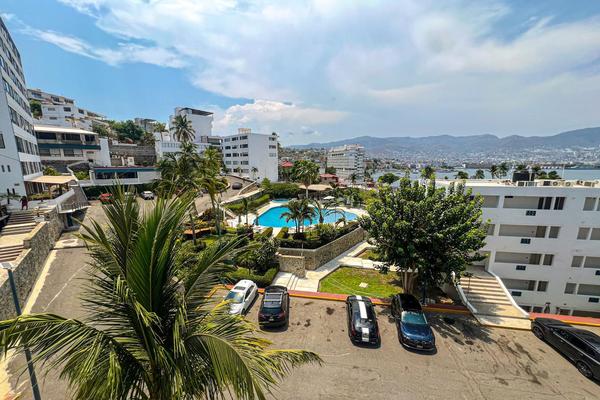Foto de inmueble en  , Col. Las Playas C.P. 39390, Acapulco de Juárez