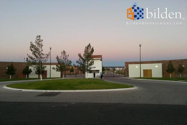 Foto de inmueble en  , Col. Las Privanzas C.P. 34186, Durango