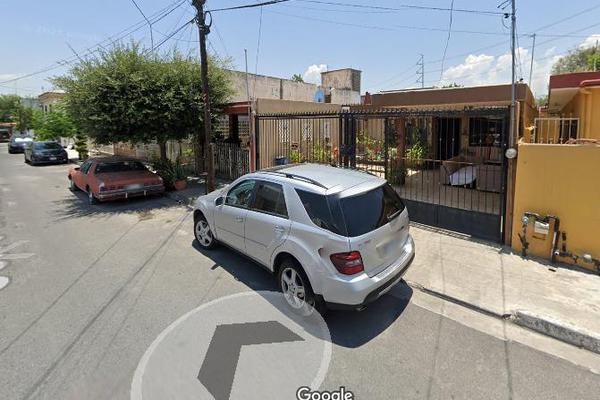 Foto de inmueble en , Col. Las Puentes Sector 1 C.P. 66460, San Nicolás de los Garza