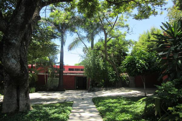 Foto de inmueble en  , Col. Las Quintas C.P. 62450, Cuernavaca