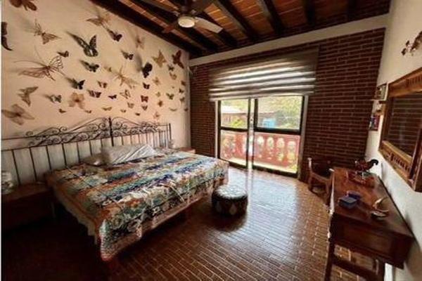Foto de inmueble en  , Col. Las Quintas C.P. 62450, Cuernavaca