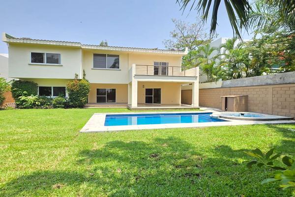 Foto de inmueble en  , Col. Las Quintas C.P. 62450, Cuernavaca
