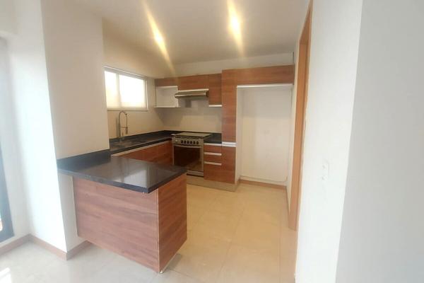 Foto de inmueble en lateral de la recta, Col. Zavaleta (Zavaleta) C.P. 72176, Puebla