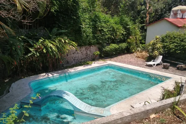 Foto de inmueble en Lázaro Cárdenas #0, Col. Jiquilpan C.P. 62170, Cuernavaca