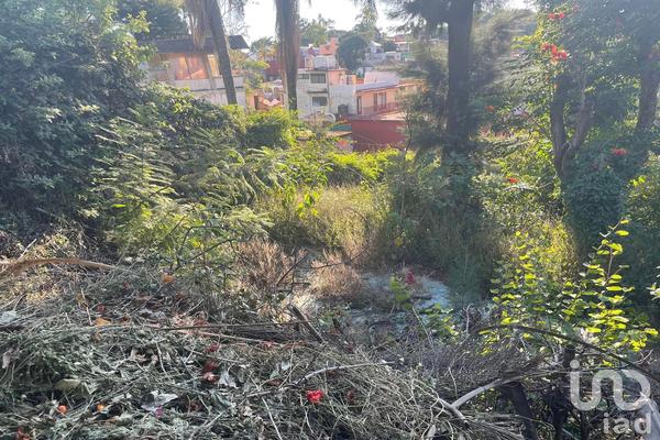 Foto de inmueble en Lázaro Cárdenas #666, Col. Jiquilpan C.P. 62170, Cuernavaca