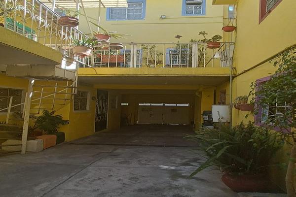 Foto de inmueble en Lazaro Cardenas, Col. Benito Juárez C.P. 07250, Gustavo A. Madero